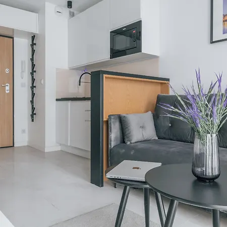 Apartment Ii *